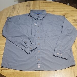 Men Patagonia Slate Gray Shirt with Brown Buttons